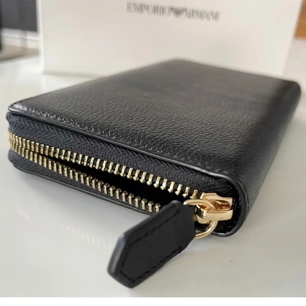 Emporio‎ Armani Black Cervo Pebbled Leather Zip Around Wallet Unisex Card Auth